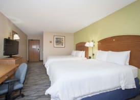 Baymont by Wyndham Thornton 2