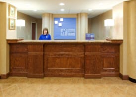 Holiday Inn Express HANOVER by IHG 2
