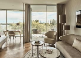 The Fontenay 5