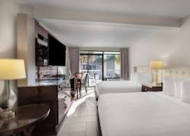 Captain's Quarters Resort 5