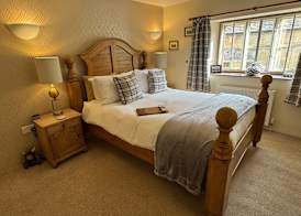 Guiting Guest House 5