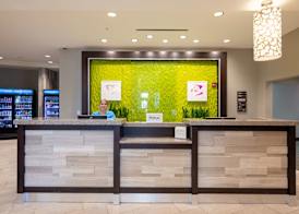 Hilton Garden Inn Asheville Downtown 4