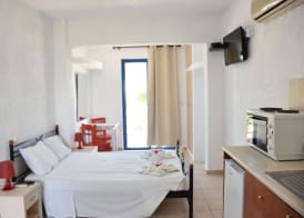 Kiotari Beach Apartments 3