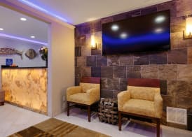 Best Western The Inn & Suites Pacific Grove 4