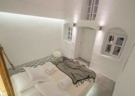 Gaia Suites 3