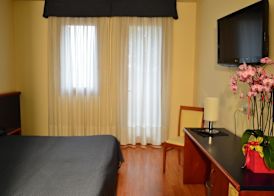 Hotel Crystal 4