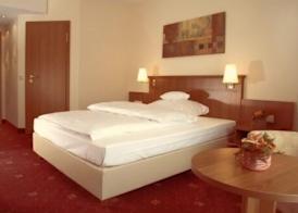 Waldhotel Nachtigall 5