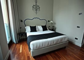 SeePort Hotel 5
