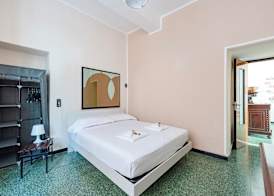 Bright flat near Porto Antico 2