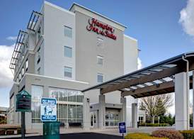 Hampton Inn & Suites Seattle/Federal Way 2