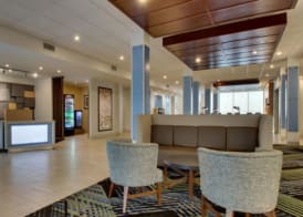 Holiday Inn Express & Suites MOUNT PLEASANT by IHG 2