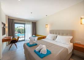 Alonaki Beach 4