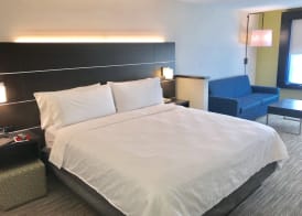 Holiday Inn Express & Suites TRACY by IHG 2