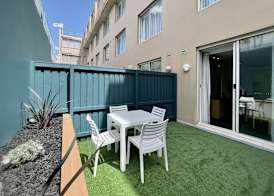 Coogee Sands Hotel & Apartments 4