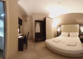 Brain Rooms & Suite 5