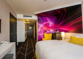Science Hotel 5