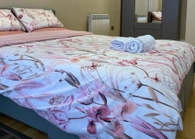 Charming 2-bed Apartment in Kingston Upon Thames 5