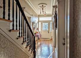 Cromwell Manor Inn 2