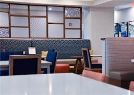 Hampton Inn Frankfort 3
