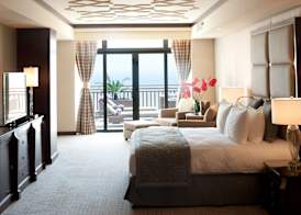 Crowne Plaza DUQM by IHG 4