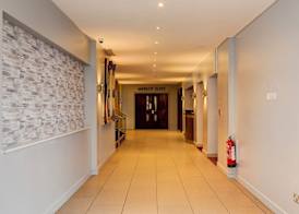 Manchester Airport Stanley Hotel by Belvilla 3