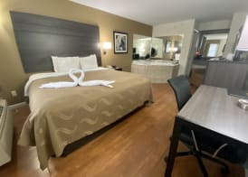Quality Inn Branson - Hwy 76 Central 5
