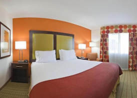 Holiday Inn Express & Suites FLORENCE NORTHEAST by IHG 3