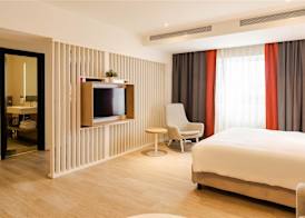 Park Inn by Radisson Bucharest Hotel & Residence 5