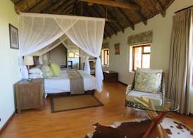 Woodbury Lodge – Amakhala Game Reserve 5