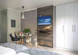 Cat's Eye Cottage 5