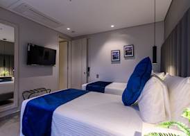 4 Sur Hotel 4
