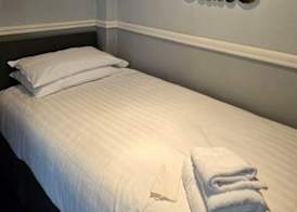 JUST ROOMs 2
