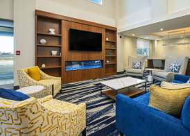 Comfort Inn & Suites 2