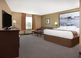 Super 8 by Wyndham Midland 5