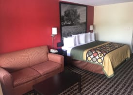 Super 8 by Wyndham Corsicana 4