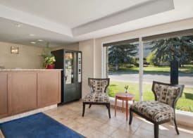 Travelodge by Wyndham Kamloops 2