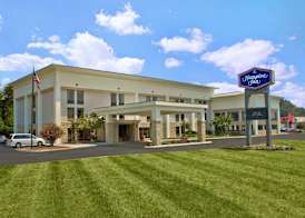 Hampton Inn Sevierville 2
