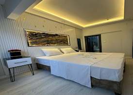 Asıl Kosova Hotel 5