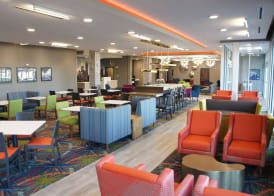 La Quinta Inn & Suites by Wyndham Braselton 3