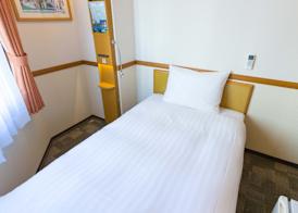 Toyoko Inn Okayama eki Nishi guchi Hiroba 4