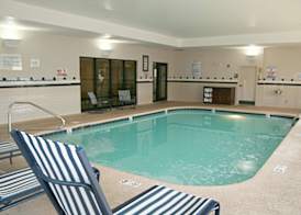 Hampton Inn Mount Airy 3