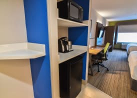 Holiday Inn Express & Suites INDIANAPOLIS NORTHWEST by IHG 5