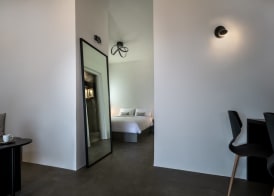 Colombos Beachfront 4