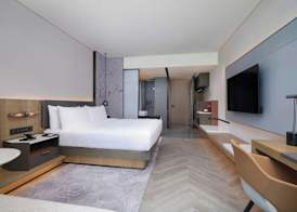 AC Hotel by Marriott Chengdu North 4