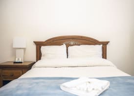 Orange Hill Beach Inn 4