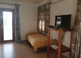 La Maison Hibiscus Self Catering Accommodation 2