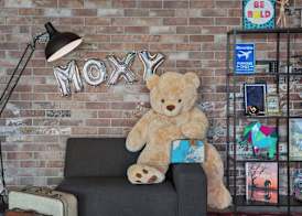 Moxy Frankfurt Airport Kelsterbach 3