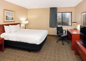 La Quinta by Wyndham Stevens Point 4