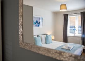 Velvet 1-bedroom apartment, Clockhouse, Hoddesdon 4