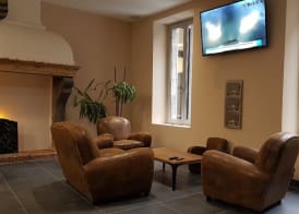 Logis Hotel Yseria - Historical Center 4